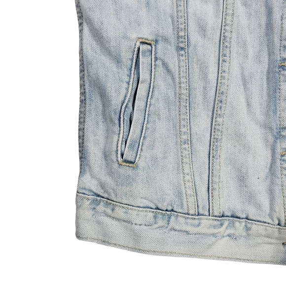 Gap Denim Jean Jacket Size XS Light Blue Wash 100% Cotton Fitted Y2K Classic - Picture 6 of 14